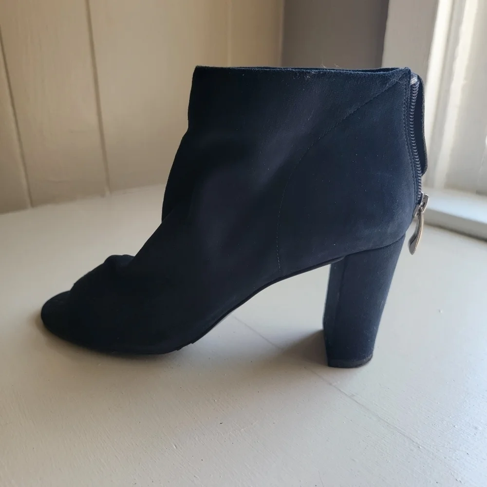 Vaneli, Navy Suede Bootie, 8 1/2 M